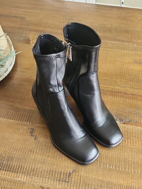 ZARA Women’s Black Ankle Boots with Side Zip